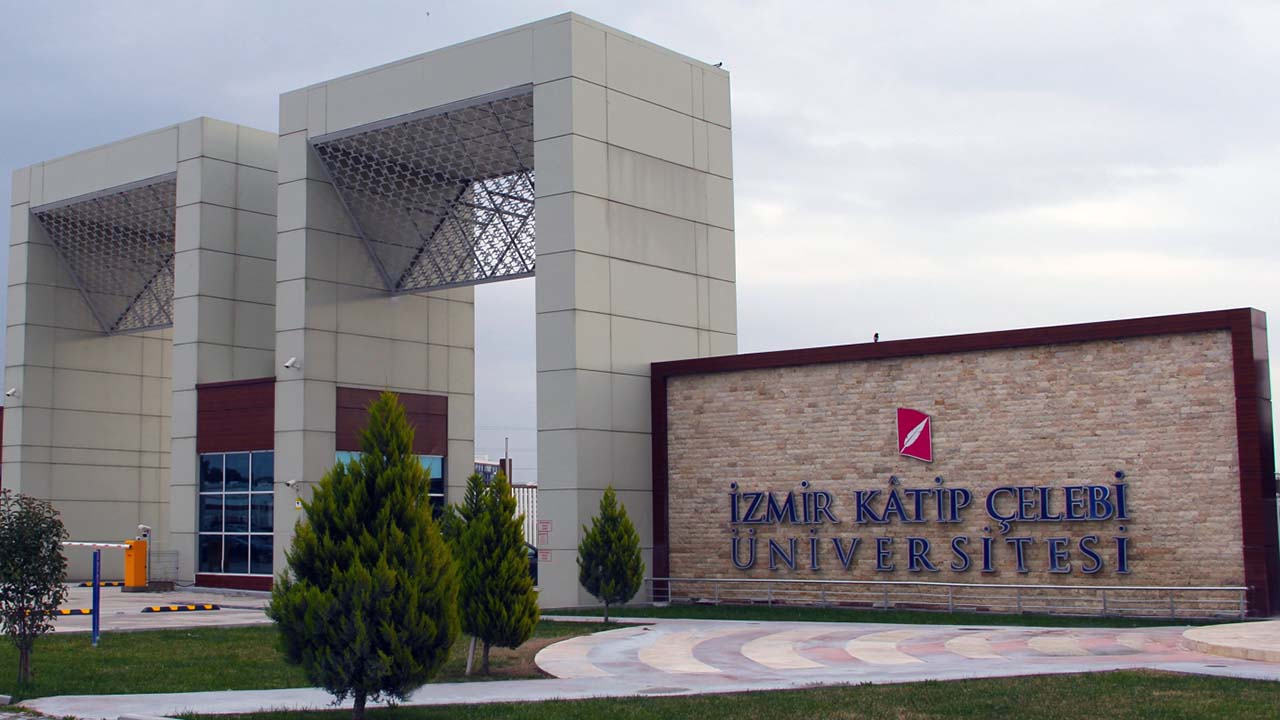 دانشگاه کاتب چلبی ازمیر